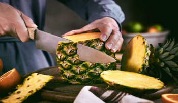 Agua de cáscara de piña en ayunas: beneficios para la salud