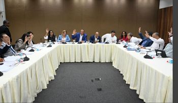 Comisión Bicameral estudia Código Penal se declara en sesión permanente