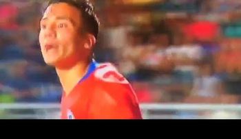 La agresión de un futbolista que genera indignación: "Muerto de hambre"