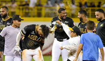 Aguilas dejan a Gigantes en el terreno en un dramático partido
