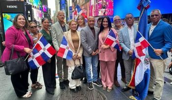 Giannina Azar triunfa en NY con ?Opulencia?