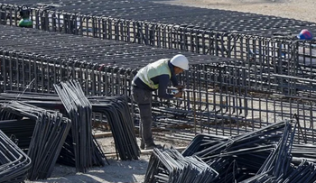 La CEOE propone suspender cotizaciones en bajas por absentismo