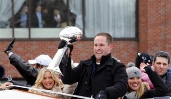 Miles desafían al frío para festejar con los Patriots