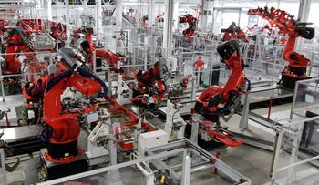 Fábrica cambia el 90 por ciento del personal por robots
