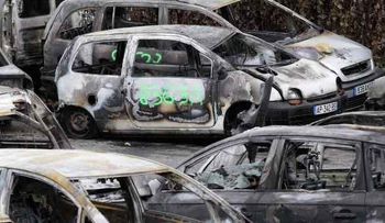 Francia: Violentos disturbios sacuden París