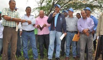 El INDRHI construye 17 lagunas para  Ganaderos y agricultores de Hatillo Palma