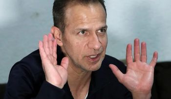 Mexicano vinculado al caso Cassez dice que su libertad fue una "lucha propia"