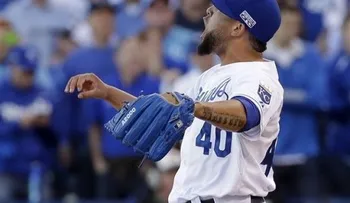 El dominicano Kelvin Herrera pacta con Reales por US$4,15 millones 