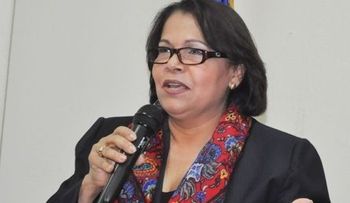 Corriente Académica Roberto Duvergé proclama  a Emma Polanco candidata  rectoría UASD