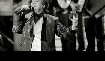 Juan Gabriel y el mensaje de amor de su novio Jas Devael, invade las redes (VIDEO)