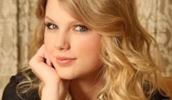 Taylor Swift es la famosa con más ingresos del mundo, según Forbes