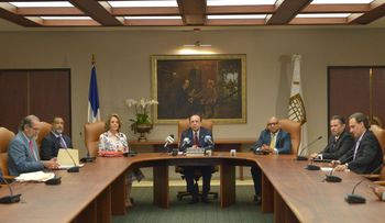 Valdez Albizu informa al sistema financiero disponibilidad de RD$29,000 millones liberados por Junta Monetaria