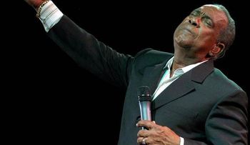 Cheo Feliciano es dado de alta después de casi un mes de sufrir pulmonía
