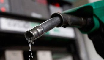 Bajan precios combustibles; gasolina regular 4 pesos, la premium 3