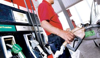 Gobierno da un receso sin aumentar combustibles en Semana Santa