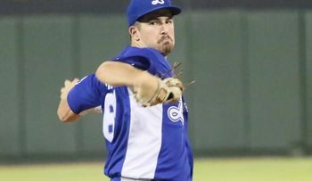 Tigres del Licey propinan séptima derrota a los Toros