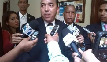 Cinco dirigentes PRD se querellan contra Miguel por falsificación de documentos