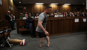 Hospitalizan a Oscar Pistorius, el exatleta paralímpico