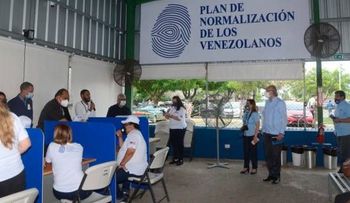 República Dominicana comienza a regular más de 115 mil venezolanos