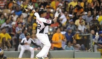 Jonrón de Manny Ramírez da victoria a las Águilas sobre Licey