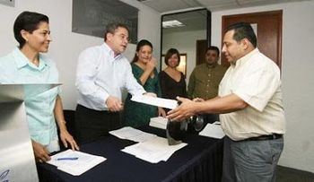 Buscan mejorar servicios salud en el suroeste, cuya meta es transformar los hospitales  