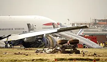 Avioneta accidentada en Perú, con 13 muertos, reportó problemas mecánicos en vuelo a Nazca