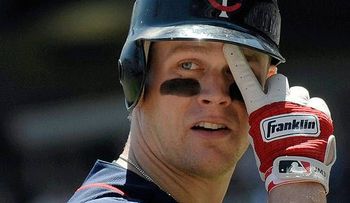 Piratas adquieren a Justin Morneau
