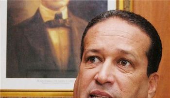 Pared Pérez resta importancia a críticas por elección jueces TC; dice está satisfecho