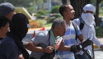 Dan de alta a fotógrafo Danny Polanco