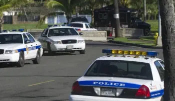 Padres encerraron su hija en una jaula para perros y luego la asesinaron 
