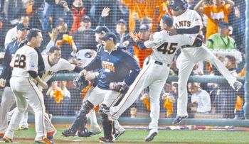 San Francisco se lleva a San Luis y va a Serie Mundial con KC