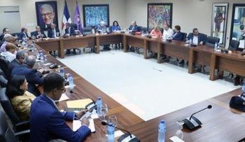 Ante crisis interna y expectativa de reelección, CP del PLD se reúne este lunes