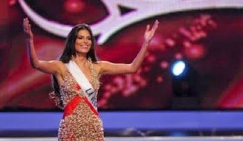 Cancelan agentes agredieron Ex Miss RD y pareja