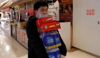 Las muertes por el virus suman 1.665 en China, pero hay menos casos nuevos
