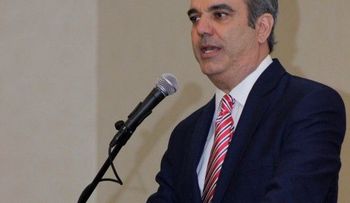 Ex candidatos presidenciales intiman a la JCE a entregar actas de escrutinio manual