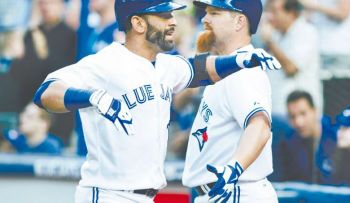 Bautista da jonrón 26 y Toronto gana