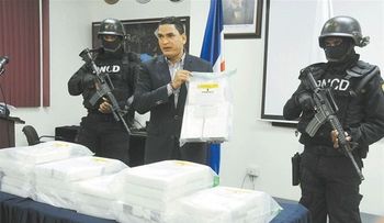 DNCD incauta 212 paquetes de cocaína en Caucedo y el Aila