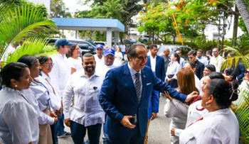 Víctor Atallah supervisa direcciones provinciales y áreas de salud para identificar mejoras en servicios sanitarios