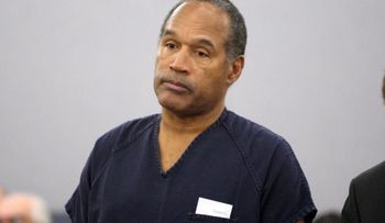 Muere O.J. Simpson, absuelto por la justicia y condenado por la sociedad 