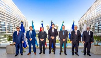 Valdez Albizu destaca avances del mercado laboral dominicano por buen desempeño económico