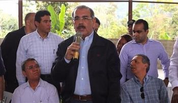 Danilo apoya productores de Monseñor Nouel