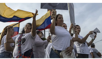 Venezuela plantea amnistía para presos políticos