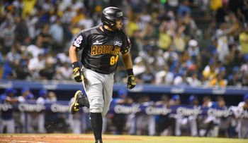 Las Aguilas blaquean al Licey con auspicioso debut de Melky Cabrera 