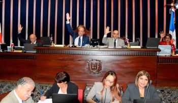 Senado aprueba Presupuesto del 2019 con su adenda, por 921,810 millones de pesos