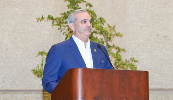 Abinader destaca valor democrático de limitar la reelección