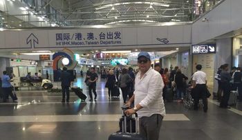 Fernando Villalona se da la buena vida vacacionando por China