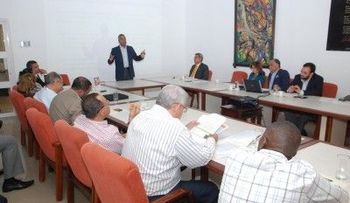 Comité Nacional de Salarios pospone para el 15 de febero reunión sobre el salario mínimo