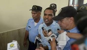 Jueza cree hay pruebas que incriminan a Donni Santana