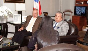 Cónsul de RD en NY evita deportación de tres mujeres