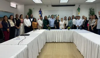 Santiago presenta su potencial turístico y empresarial a Wingo para impulsar un vuelo directo con Colombia